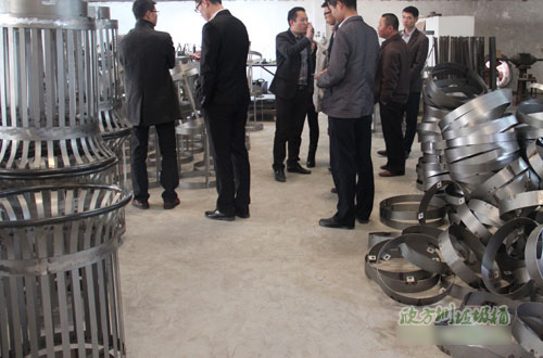 垃圾桶廠家更重視對網(wǎng)絡(luò)銷售平臺的維護